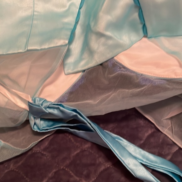 Gown turquoise and royal blue size 16 - Picture 4 of 4